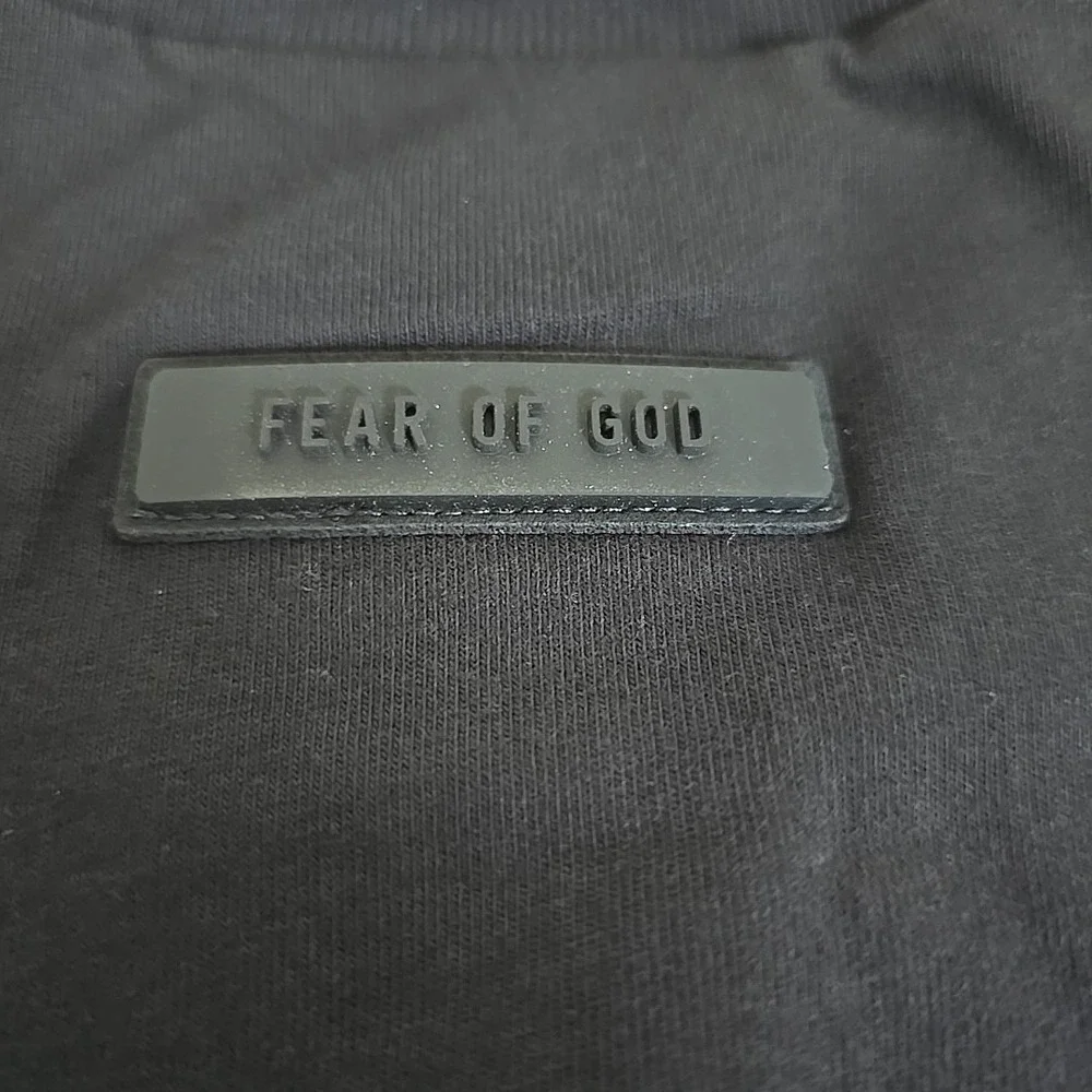 Essential Fear Of God Mens Medium Black Crewneck Short Sleeve Casual‎